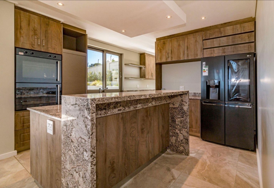 7 Bedroom Property for Sale in Fairhaven Country Estate Western Cape